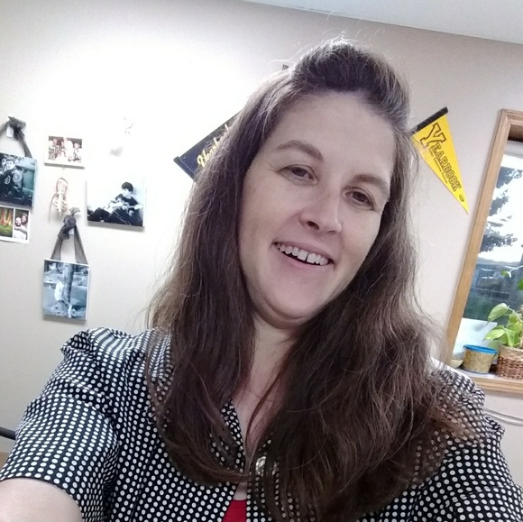 Meet your Posher, Shelley - Picture 1 of 1